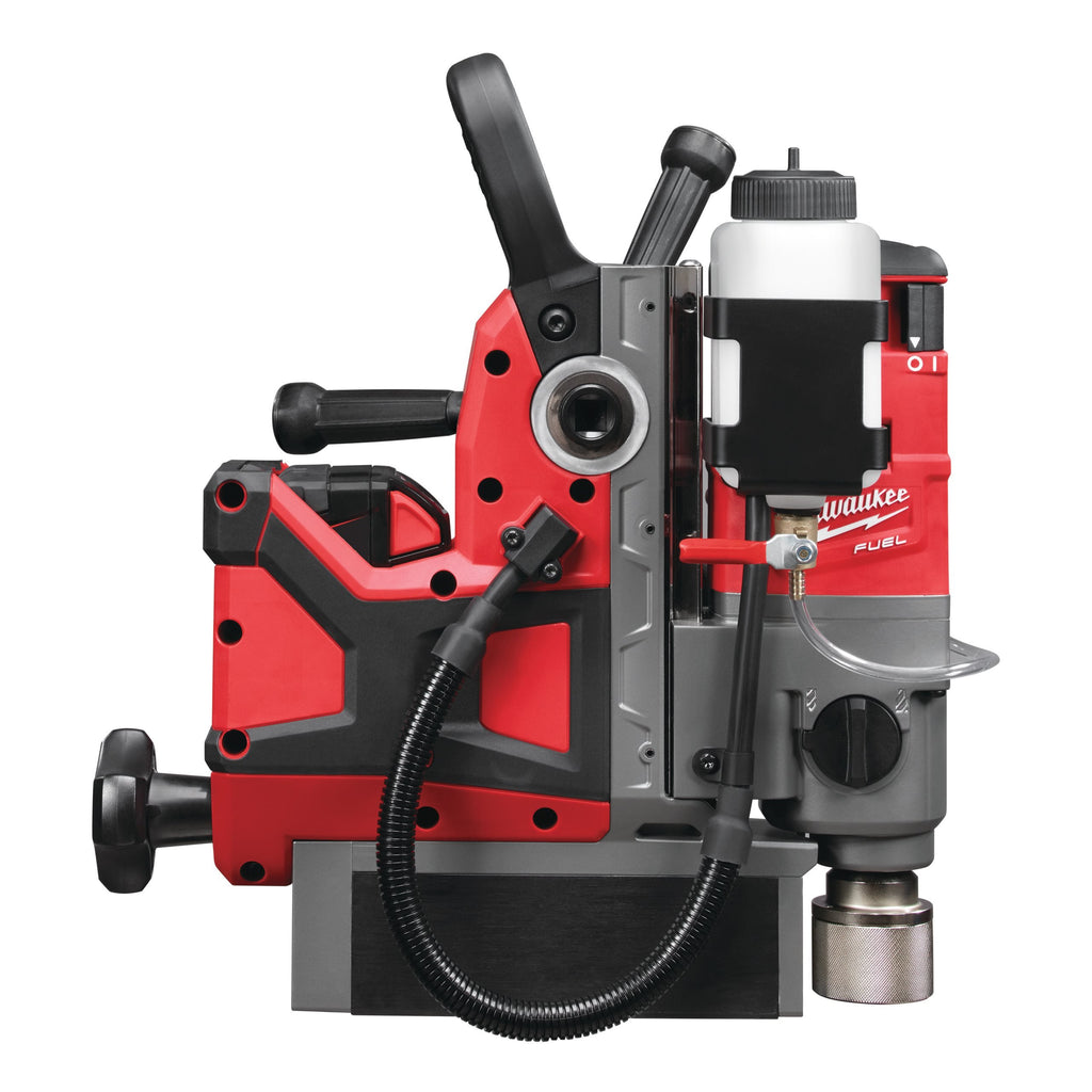M18 FUEL™ magnetic drilling press with permanent magnet | BCZA