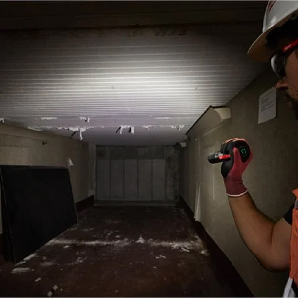 USB rechargeable flashlight 2000 lumens | L4 FL2000-301 | 4933479637