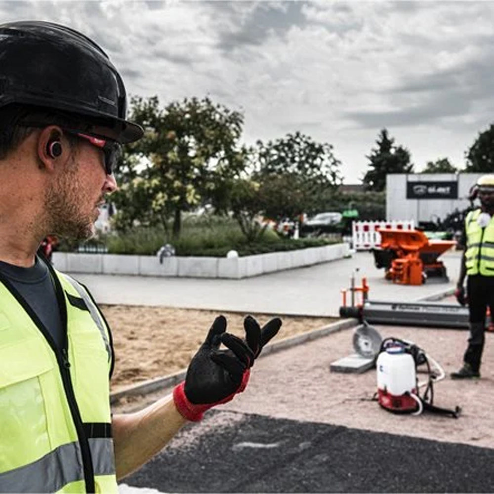 USB RECHARGEABLE HEARING ASSIST EARPLUGS W/BLUETOOTH® | L4 RLEPB-301 | 4933478750