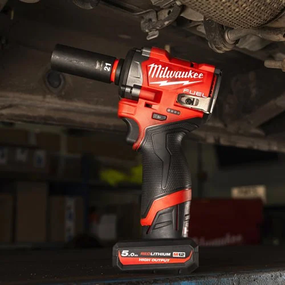 M12 FUEL™ ⅜″ compact impact wrench with friction ring |M12 FCIWF38G3-0 | 4933493451