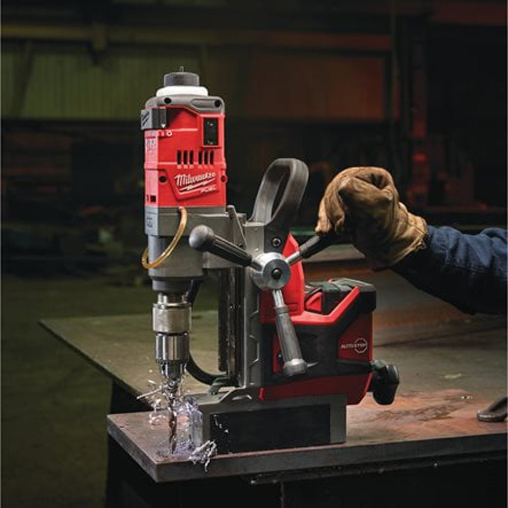 M18 FUEL™ magnetic drilling press with permanent magnet | M18 FMDP-0C