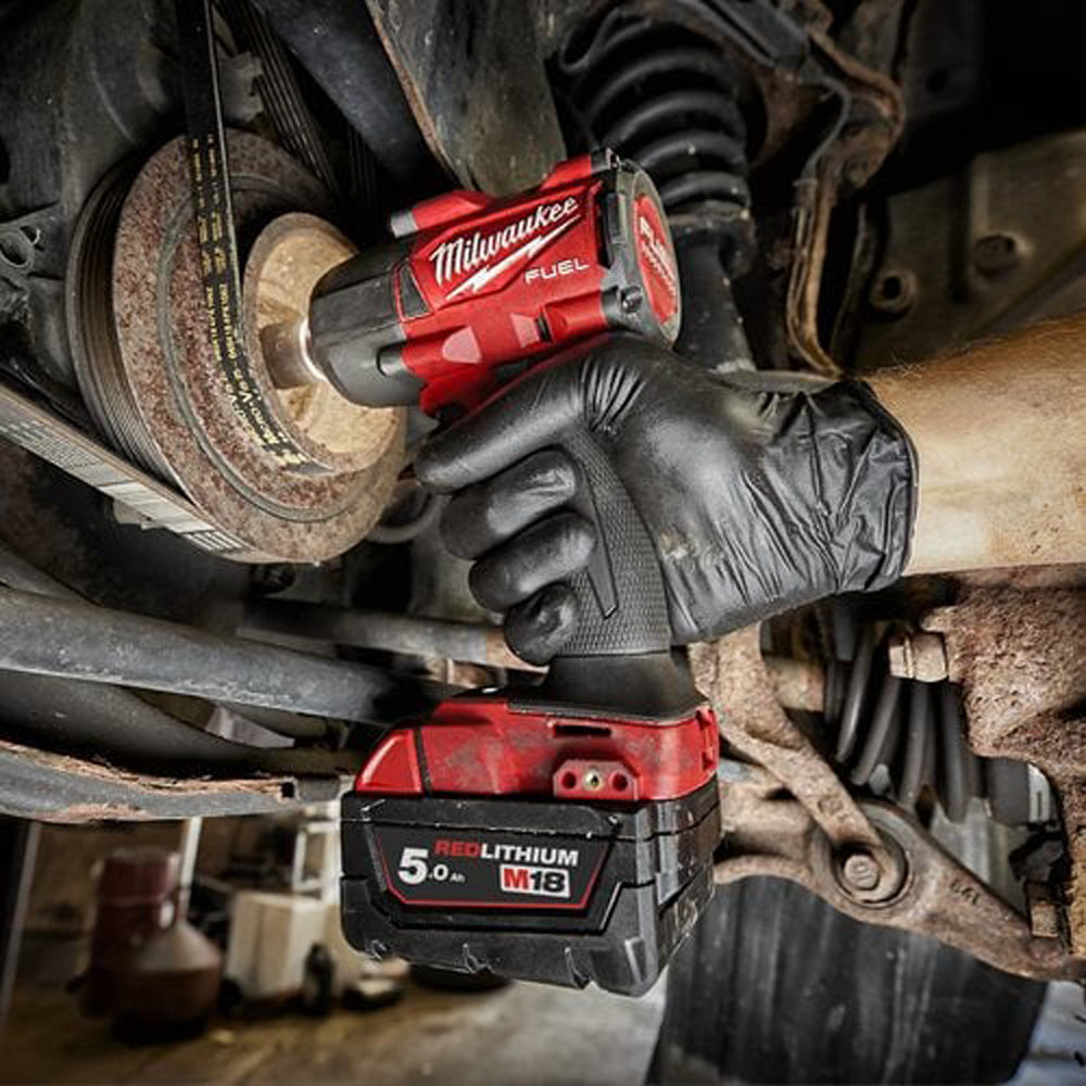 M18 FUEL™ ½″ mid-torque impact wrench with friction ring | M18 FMTIW2F12-0X