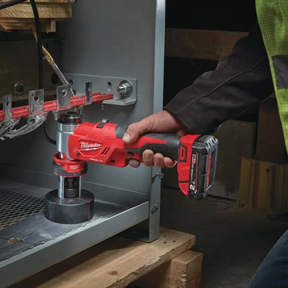 M18™ FORCE LOGIC™ hydraulic knockout punch | M18 HKP-201C | 4933451202