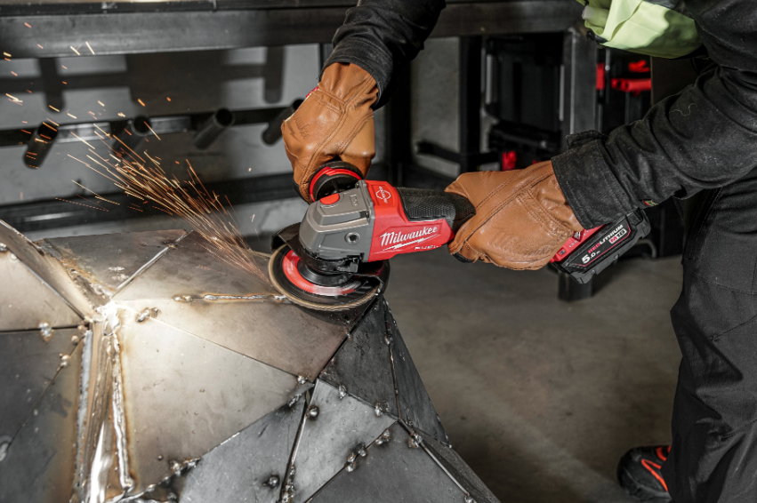 M18 FUEL™ ONE-KEY™ 125 mm braking angle grinder with paddle switch | BCZA