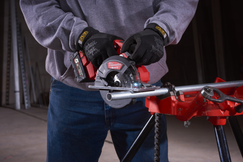 M18 FUEL™ 57 mm metal circular saw | BCZA