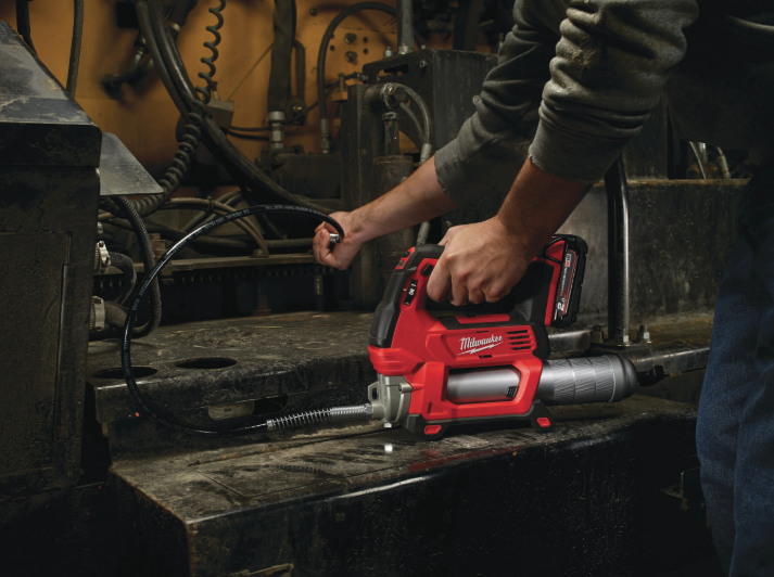 M18™ grease gun | BCZA