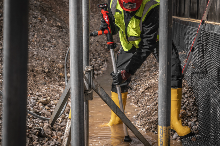 M12™ HYDROPASS™ brushed stick water pump | BCZA